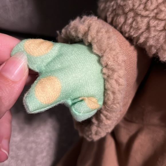 Disney Star Wars HUGE Yoda Plush Toy - Picture 4 of 8